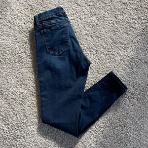 LAST CALL, lowest price 🪩 BR | Skinny Curvy Fit Jean